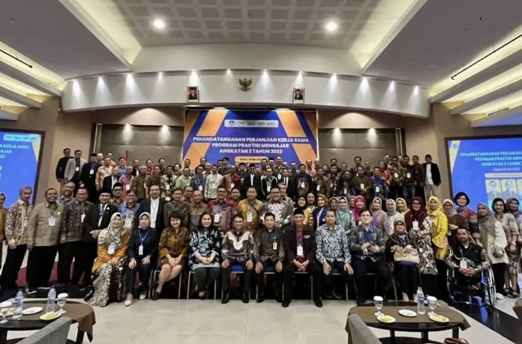 Unukase Tandatanganani Kerja Sama Perguruan Tinggi Pelaksana Program Praktisi Mengajar Angkatan 2